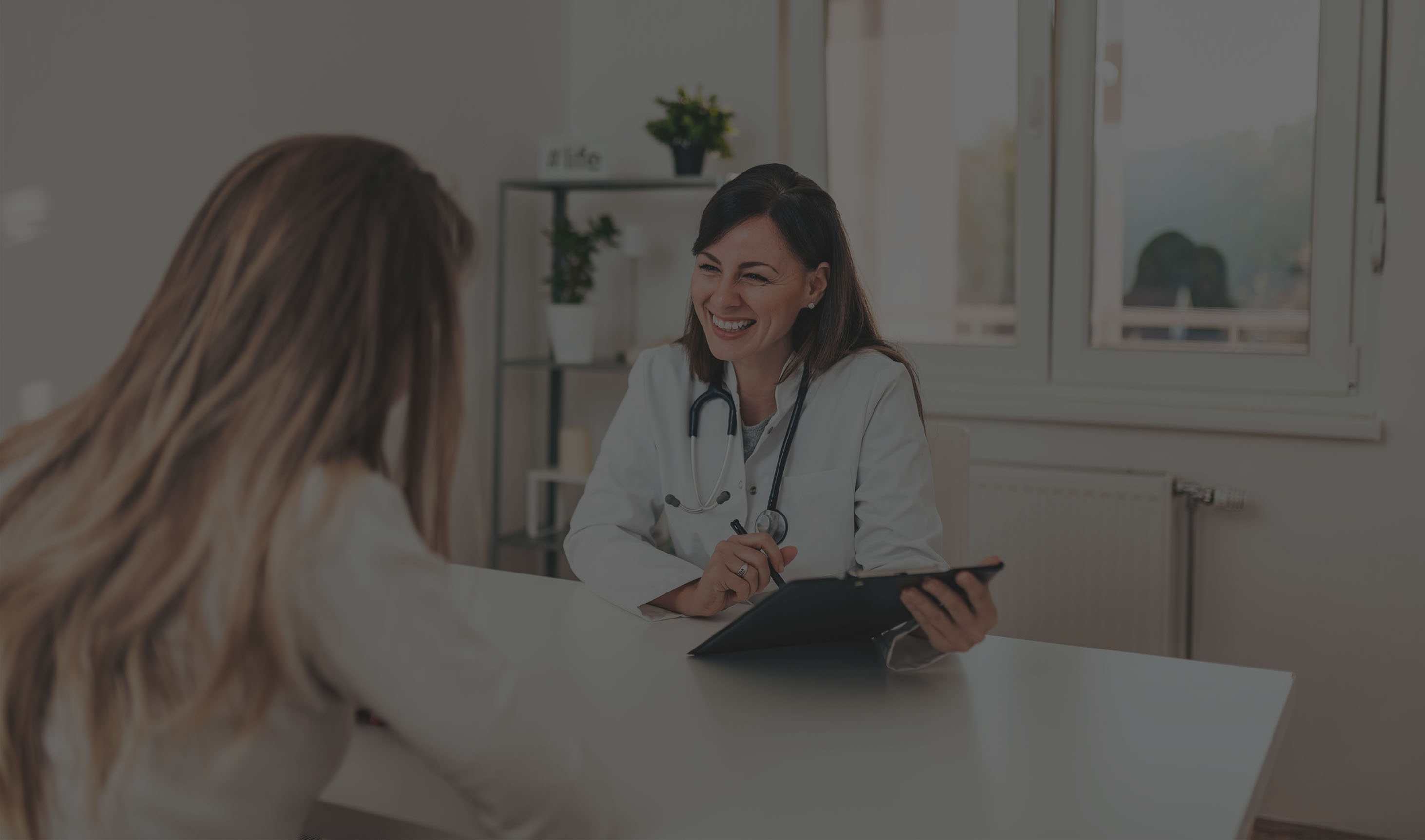 Doctor patient in office