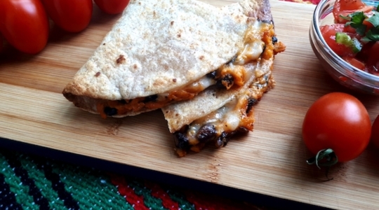 quesadillas aux patates douces avec pico de gallo