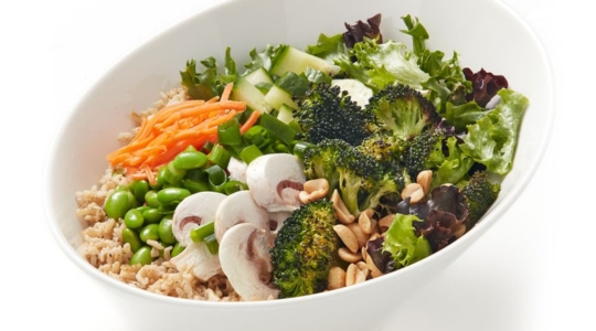 bol de verdure avec riz et autres légumes