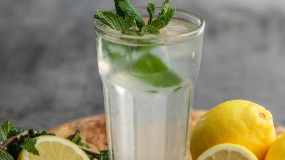 a limonade with few lemons