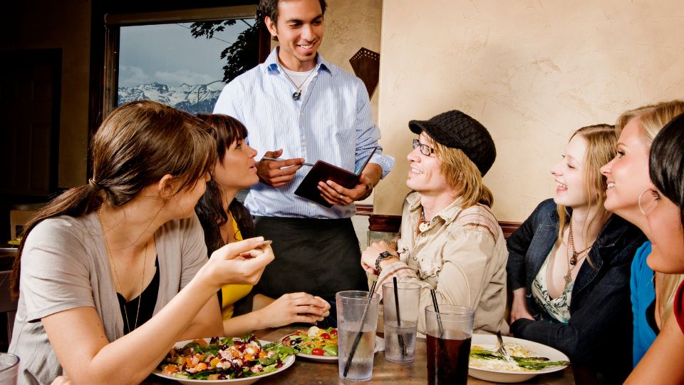 Navigating Dining Out: A Dietitian's Guide to Making Healthier Choices at Restaurants