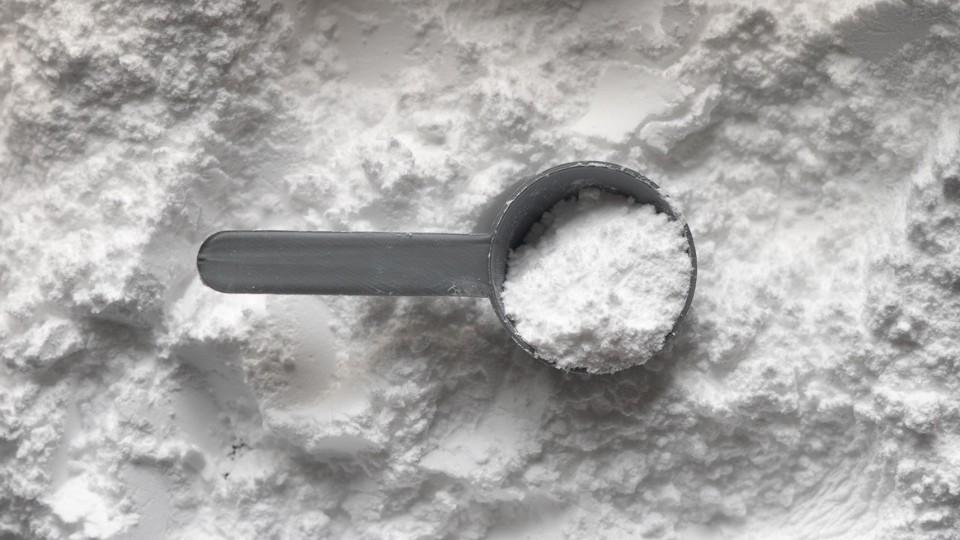 Creatine in a spoon