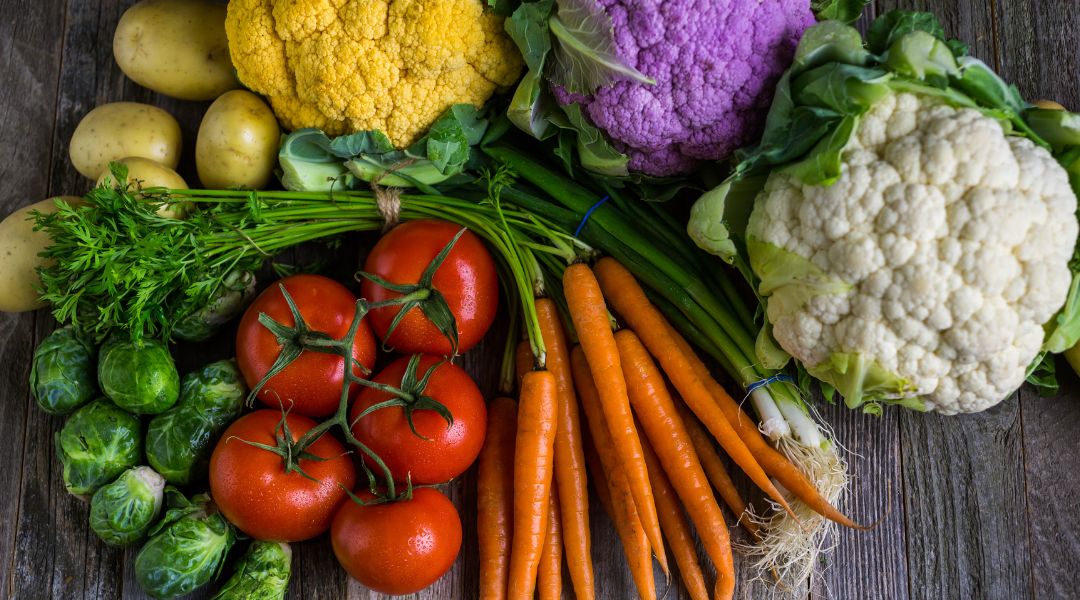 a variety of raw colourful vegetables
