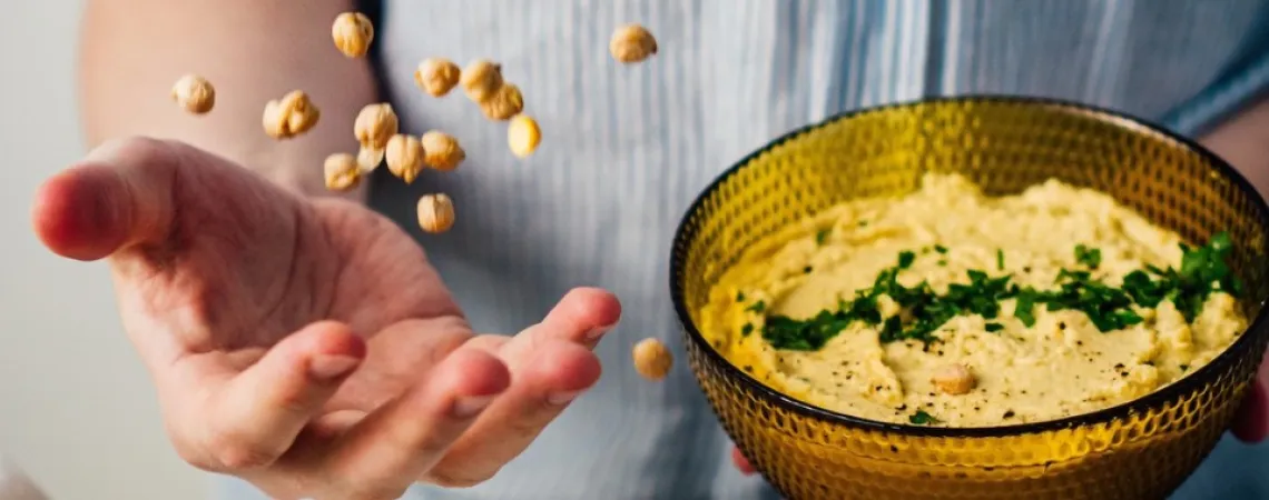 hummus and chickpeas