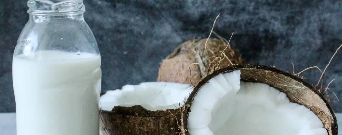 coconut oil, coconut milk