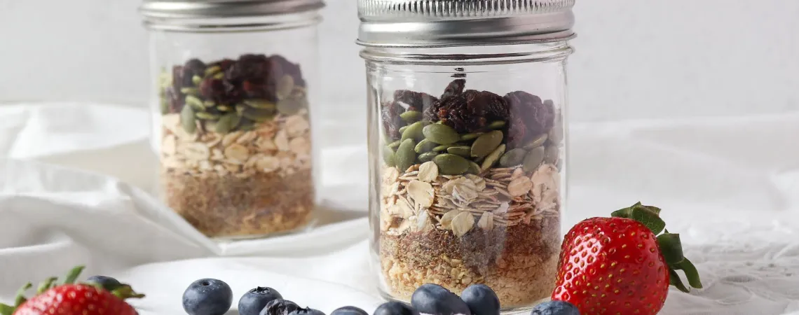 protein-rich oatmeal with blueberries and strawberries