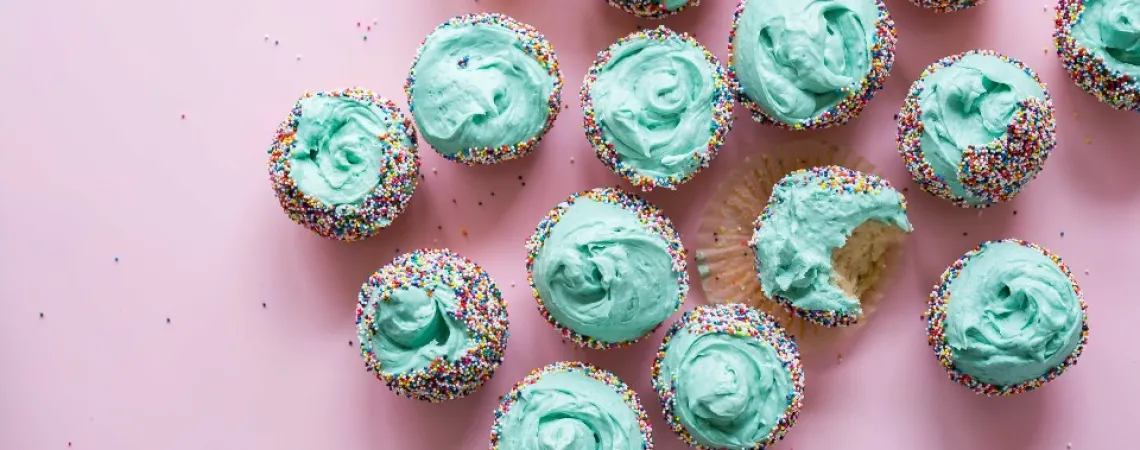 Blue cupcakes with confettis