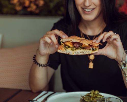 Mindfulness tips to stop overeating, equipenutrition, teamnutrition