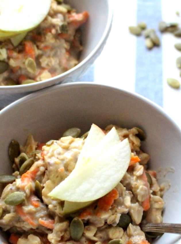 Carrot Cake Style Oatmeal