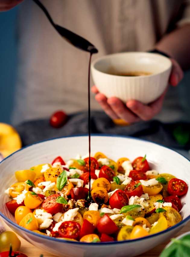 tomato salad with balsamic vinaigrette