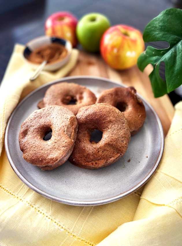 Beignes aux pommes à la friteuse à air Apple Donuts in the Air Fryer  ÉquipeNutrition Teamnutrition