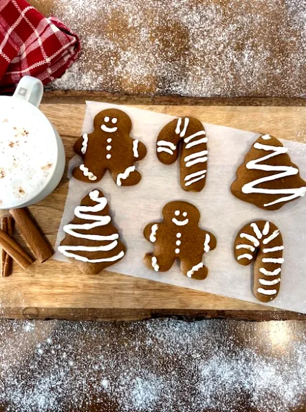 Biscuit pain d’épices faible en glucides Low Carb Gingerbread Cookies