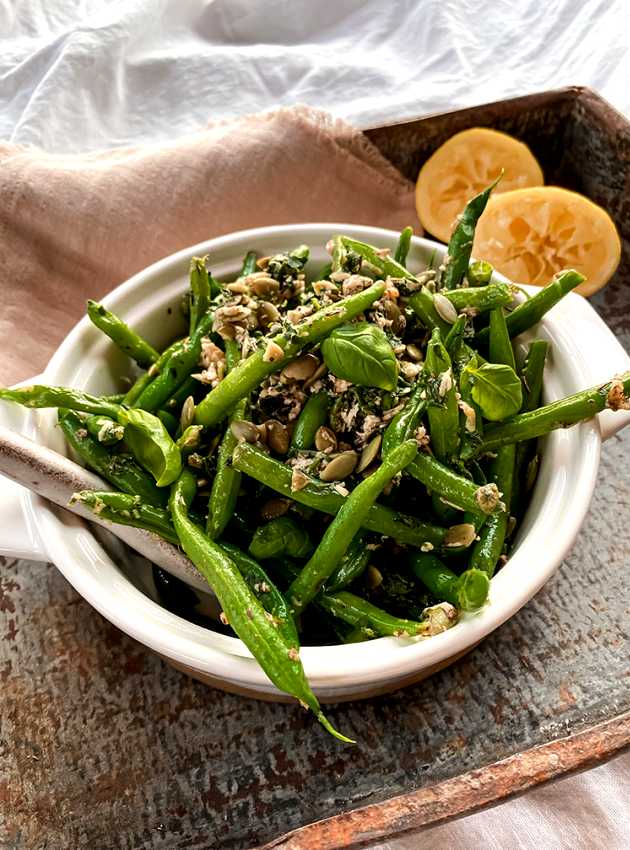 Accompagnement de fèves vertes au citron et parmesan (faible en FODMAP)