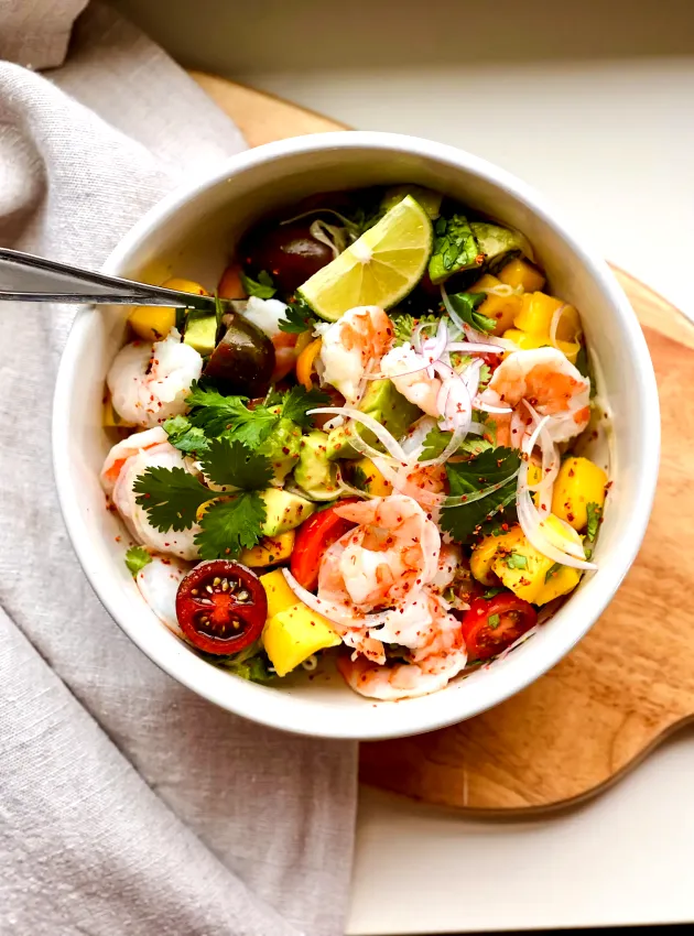 Salade estivale de salsa à la mangue ÉquipeNutrition Mango Salsa Summer Salad TeamNutrition