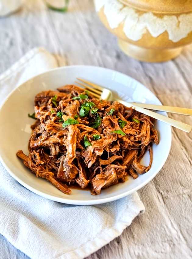 Filet de porc effiloché à la mijoteuse Slow Cooker Pulled Pork Tenderloin