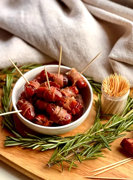Dattes enrobées de Prosciutto ÉquipeNutrition Prosciutto-Drapped Dates TeamNutrition