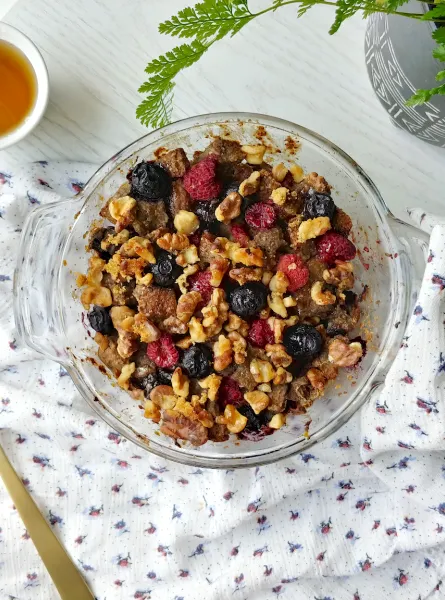 Casserole de pain doré aux petits fruits (option sans gluten)