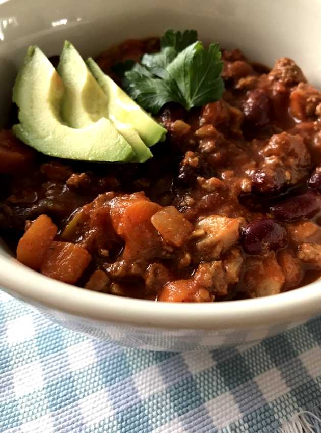 Chili avec boeuf, légumes et légumineuses