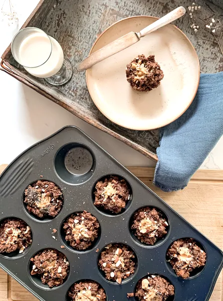 Muffins végétaliens au chocolat et beurre d'arachides