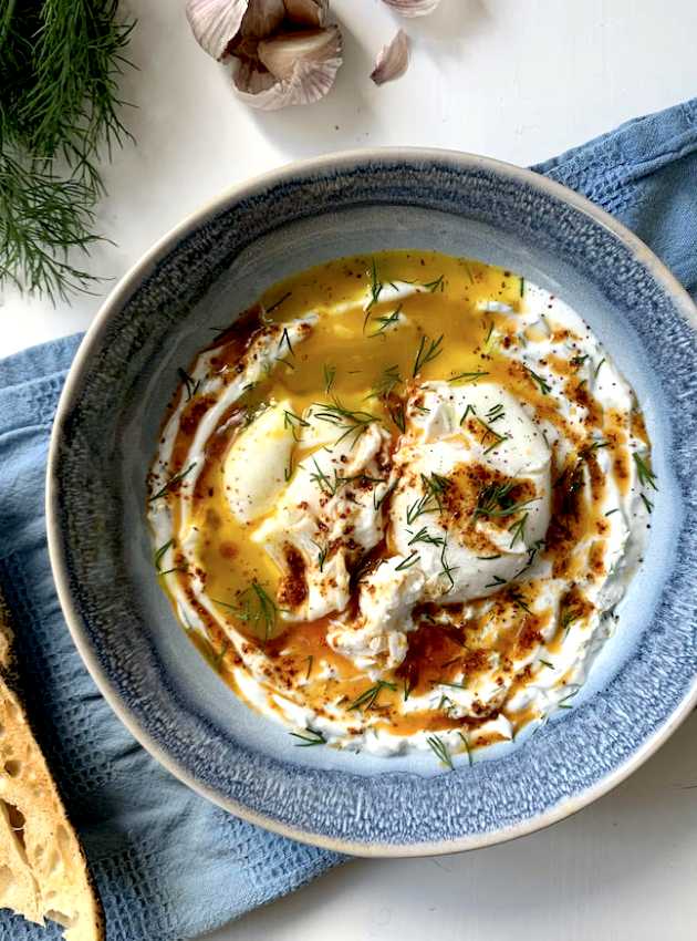 Oeufs à la Turque (Cilbir)